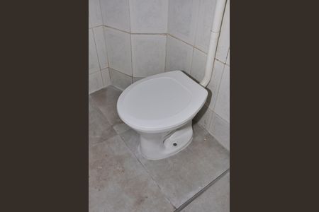 Casa para alugar com 28m², 1 quarto e sem vaga Casa para alugar com 28m², 1 quarto e sem vagaDetalhe - Banheiro Social