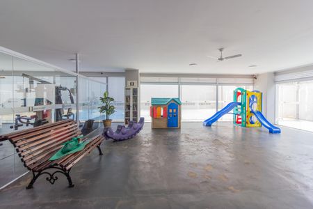 Apartamento para alugar com 84m², 2 quartos e 1 vaga Apartamento para alugar com 84m², 2 quartos e 1 vagaÁrea comum - Playground