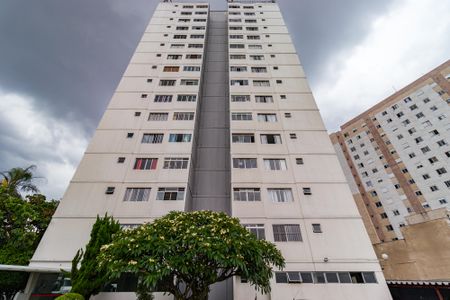 Apartamento para alugar com 55m², 2 quartos e 1 vaga