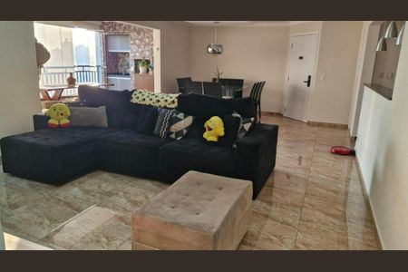 Apartamento à venda com 148m², 3 quartos e 3 vagasFoto 01