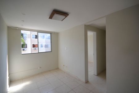 Sala de casa para alugar com 2 quartos, 45m² em Centro, Belford Roxo