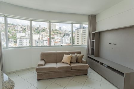 Sala de apartamento à venda com 1 quarto, 41m² em Santa Efigênia, Belo Horizonte