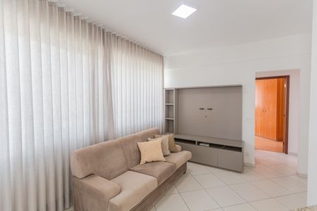 Sala de apartamento à venda com 1 quarto, 41m² em Santa Efigênia, Belo Horizonte