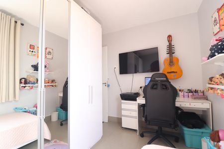 Apartamento à venda com 65m², 3 quartos e 1 vagaQuarto 2