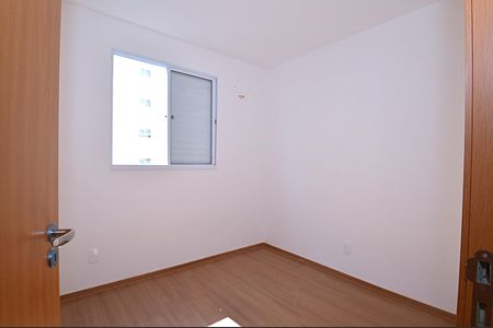 Quarto 1 de apartamento para alugar com 2 quartos, 38m² em Costa E Silva, Porto Alegre