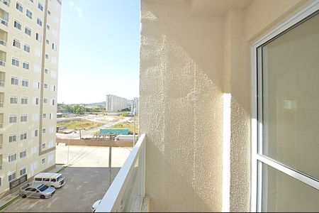 Varanda da Sala de apartamento para alugar com 2 quartos, 38m² em Costa E Silva, Porto Alegre