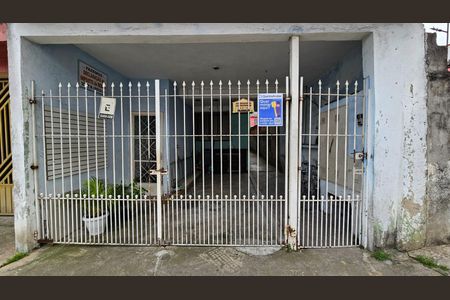 Casa para alugar com 35m², 1 quarto e sem vagaFachada + Placa