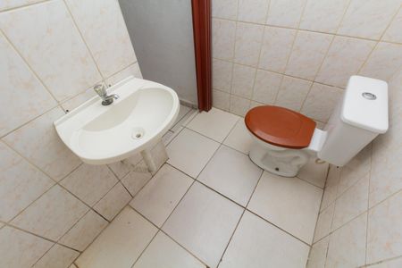 Banheiro de casa para alugar com 1 quarto, 35m² em Jardim Matarazzo, São Paulo