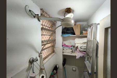 Apartamento à venda com 62m², 2 quartos e 1 vagaBanheiro de serviço