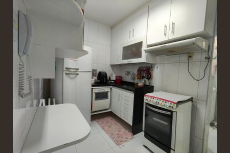 Apartamento à venda com 62m², 2 quartos e 1 vagaCozinha