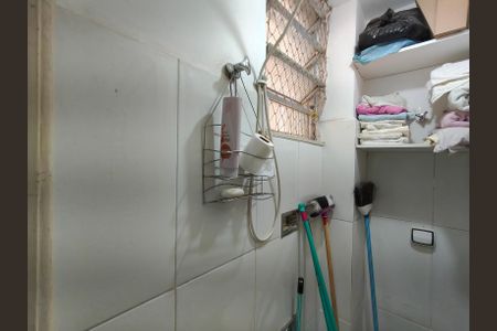 Apartamento à venda com 62m², 2 quartos e 1 vagaBanheiro de serviço