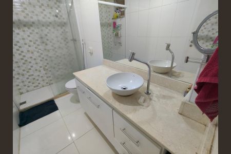 Apartamento à venda com 62m², 2 quartos e 1 vagaBanheiro Corredor