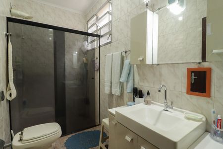 Casa à venda com 125m², 2 quartos e 2 vagas Casa à venda com 125m², 2 quartos e 2 vagasBanheiro