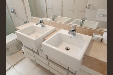 Apartamento para alugar com 150m², 2 quartos e 1 vagaBanheiro da Suíte 1