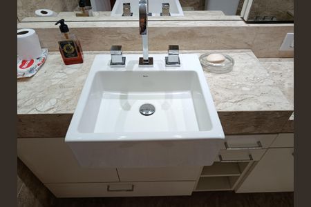 Apartamento para alugar com 150m², 2 quartos e 1 vagaBanheiro da Suíte 2