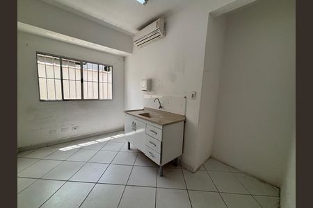 Casa à venda com 380m², 3 quartos e 6 vagasCozinha/Serviço 