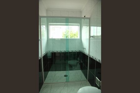 Casa à venda com 380m², 3 quartos e 6 vagasBanheiro Social ( sala) 