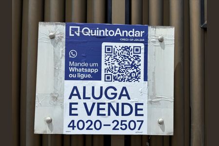Casa à venda com 380m², 3 quartos e 6 vagasCod qr