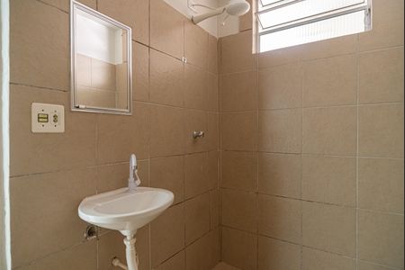 Banheiro de kitnet/studio para alugar com 1 quarto, 30m² em Vila Buarque, São Paulo