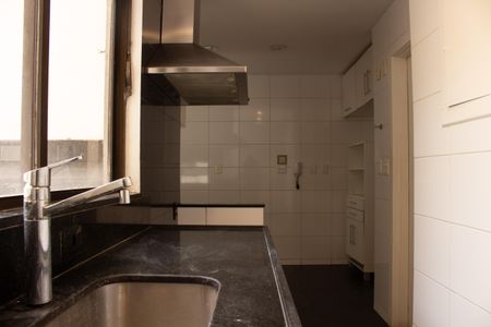 Apartamento à venda com 148m², 3 quartos e 2 vagasCozinha