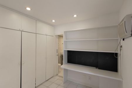 Apartamento à venda com 148m², 3 quartos e 2 vagasSuíte 2