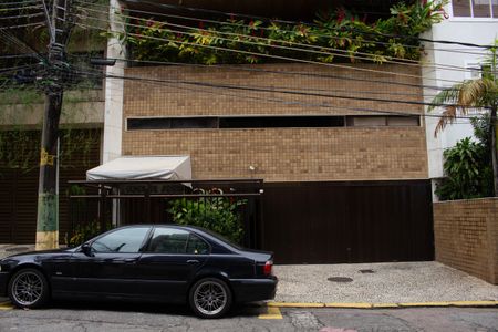 Apartamento à venda com 148m², 3 quartos e 2 vagasFachada e portaria