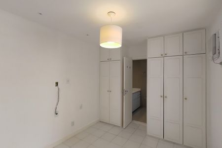 Apartamento à venda com 148m², 3 quartos e 2 vagasSuíte 1