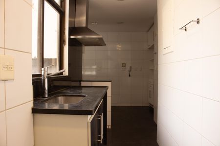 Apartamento à venda com 148m², 3 quartos e 2 vagasCozinha