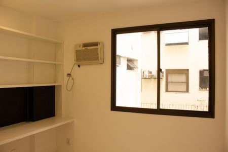 Apartamento à venda com 148m², 3 quartos e 2 vagasSuíte 2
