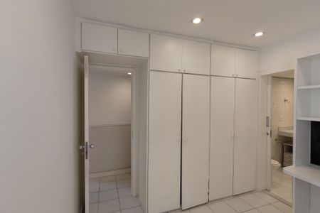 Apartamento à venda com 148m², 3 quartos e 2 vagasSuíte 2