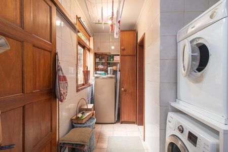 Casa de condomínio à venda com 142m², 3 quartos e 2 vagasÁrea de Serviço