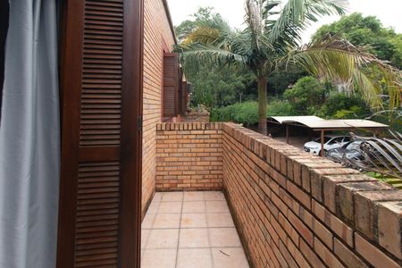 Casa de condomínio à venda com 142m², 3 quartos e 2 vagasVaranda