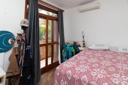 Casa de condomínio à venda com 142m², 3 quartos e 2 vagasQuarto 3