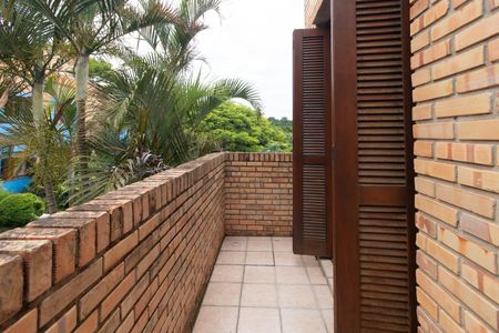 Casa de condomínio à venda com 142m², 3 quartos e 2 vagasVaranda
