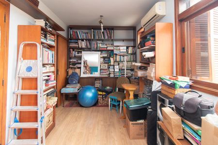 Casa de condomínio à venda com 142m², 3 quartos e 2 vagasQuarto 4