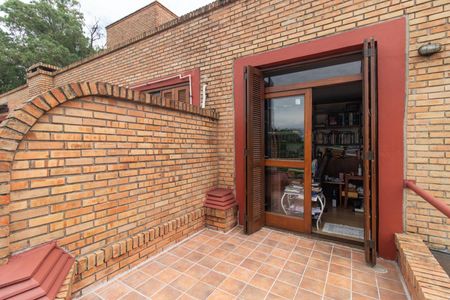 Casa de condomínio à venda com 142m², 3 quartos e 2 vagasVaranda