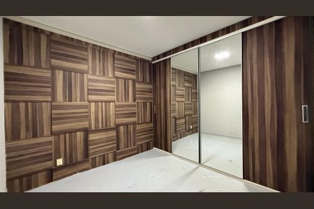 Quarto 1 - Armários de casa para alugar com 2 quartos, 60m² em Riacho Fundo I, Brasília