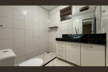 Banheiro de casa para alugar com 2 quartos, 60m² em Riacho Fundo I, Brasília