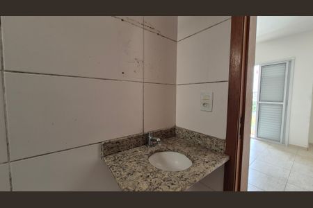 Apartamento para alugar com 104m², 2 quartos e 2 vagas Apartamento para alugar com 104m², 2 quartos e 2 vagasBanheiro da suíte
