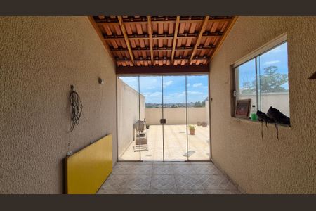 Apartamento para alugar com 104m², 2 quartos e 2 vagas Apartamento para alugar com 104m², 2 quartos e 2 vagasCobertura