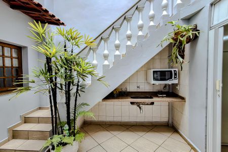 Casa à venda com 275m², 4 quartos e 4 vagasÁrea externa