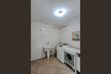 Casa à venda com 275m², 4 quartos e 4 vagasÁrea de Serviço