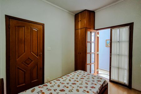 Casa à venda com 275m², 4 quartos e 4 vagasQuarto (Casa 2)