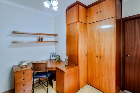 Casa à venda com 275m², 4 quartos e 4 vagasQuarto 4 