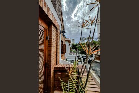 Casa à venda com 275m², 4 quartos e 4 vagasVaranda do Quarto 2