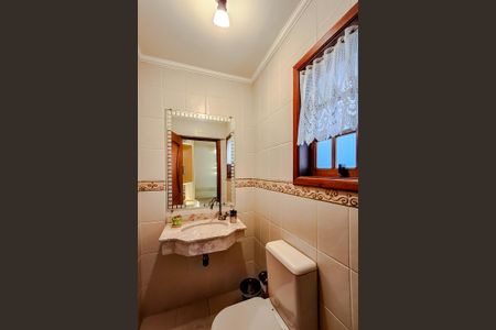 Casa à venda com 275m², 4 quartos e 4 vagasLavabo