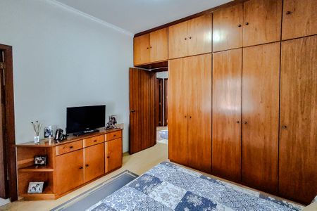 Casa à venda com 275m², 4 quartos e 4 vagasQuarto 3 - Suíte