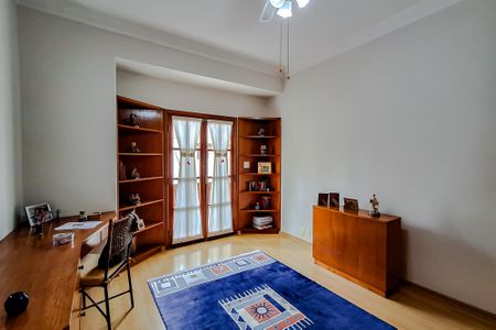 Casa à venda com 275m², 4 quartos e 4 vagasQuarto 2