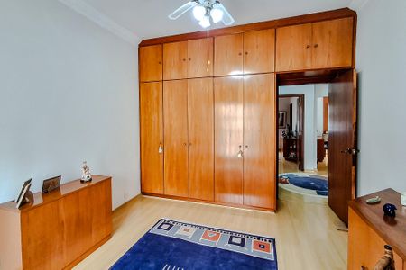 Casa à venda com 275m², 4 quartos e 4 vagasQuarto 2