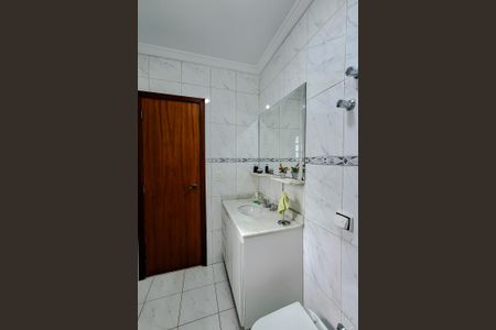 Casa à venda com 275m², 4 quartos e 4 vagasBanheiro da Suíte